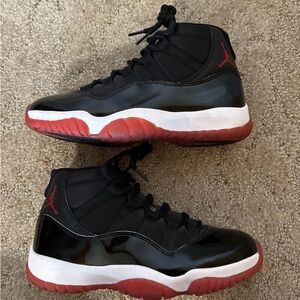 Air jordan 11 retro bred 2019. Size 7 men’s/8.5 wms